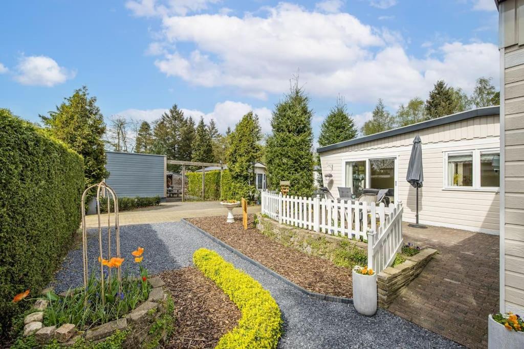 Chalet De Grutto 5Pers Veluwe 푸텐 외부 사진