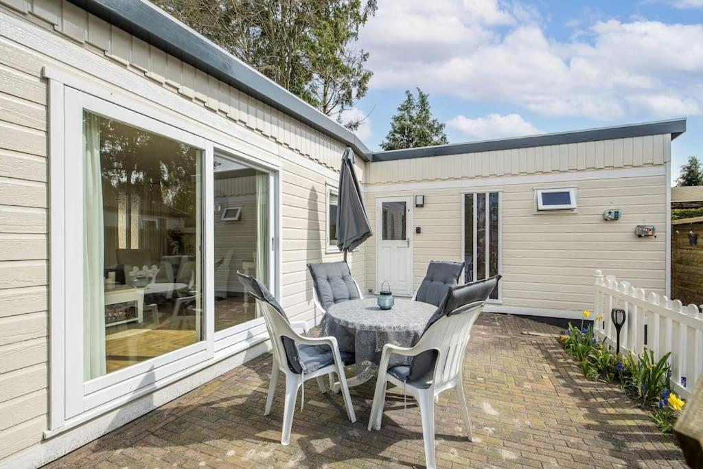 Chalet De Grutto 5Pers Veluwe 푸텐 외부 사진